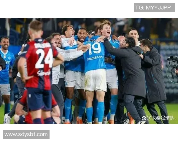 那不勒斯大胜曼联5-1友谊赛精彩瞬间引发全场欢呼