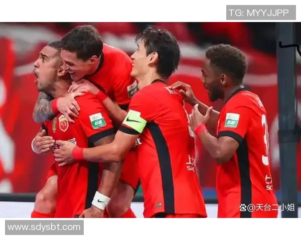 曼联友谊赛狂胜那不勒斯六球大胜引发全场热议