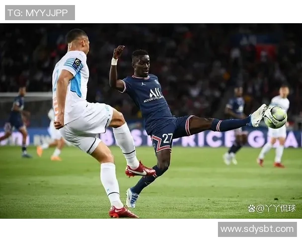 意甲激战巴黎圣日耳曼绝杀热刺全场沸腾赛后精彩点评回顾